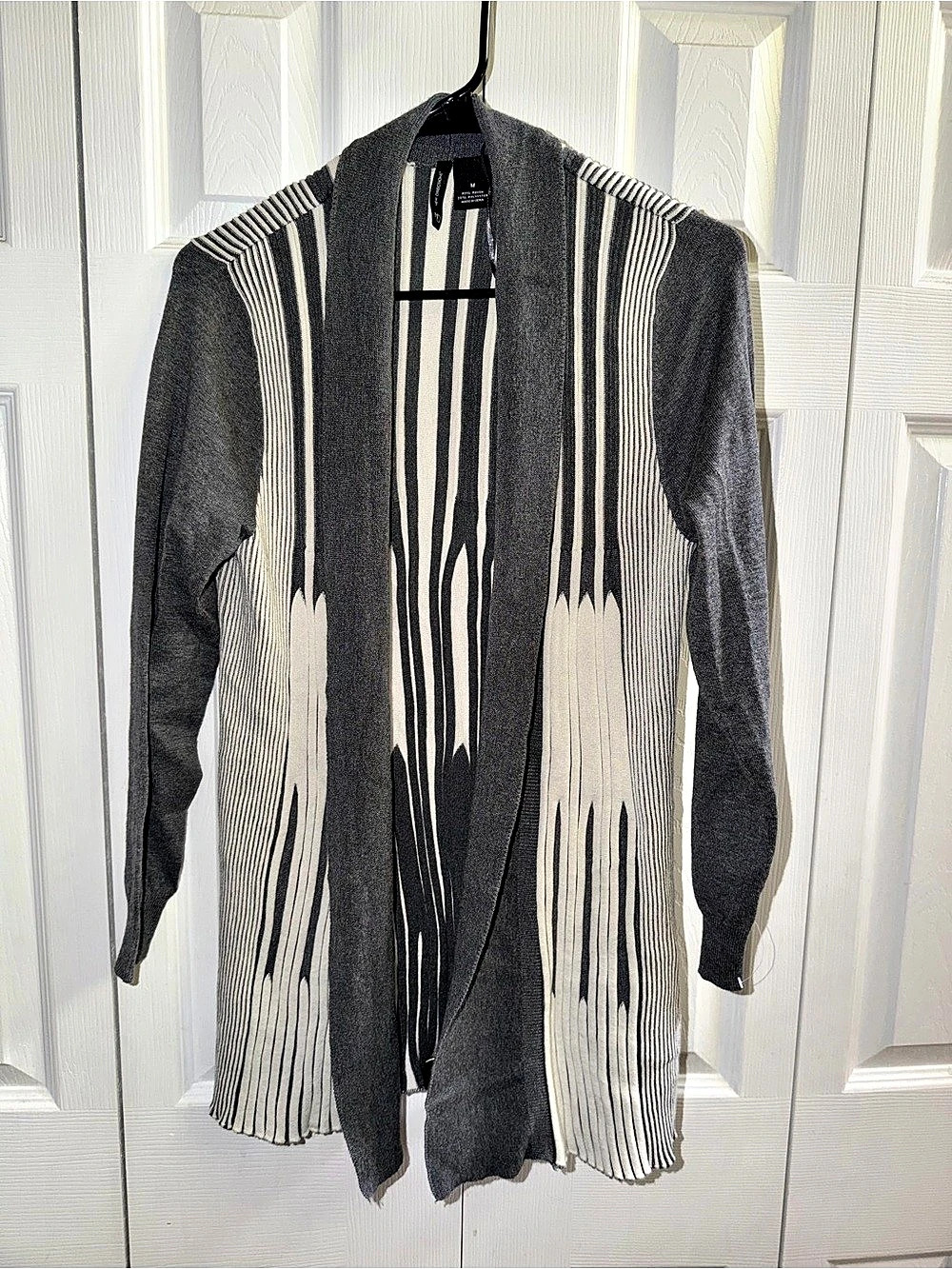 New Directions Striped Open Front Cardigan in Gray & White Size Medium